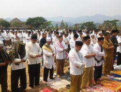 Kemarau Berkepanjangan, Pemda Sumedang Gelar Sholat Istisqo
