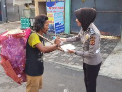 Polres Sumedang Berbagi Sarapan Gratis dengan Kaum Dhuafa