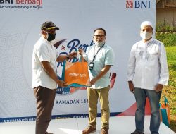 BNI Sumedang Berbagi, Berikan 250 Paket Sembako Kepada Warga Terdampak Covid-19