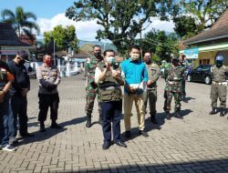 Bupati Sosialisasi AKB di Mesjid Agung dan Pasar Sumedang