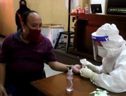 Anggota-Pegawai DPRD Sumedang Jalani Rapid Test