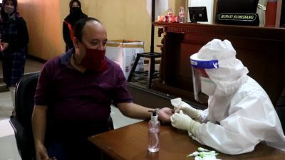 Anggota-Pegawai DPRD Sumedang Jalani Rapid Test