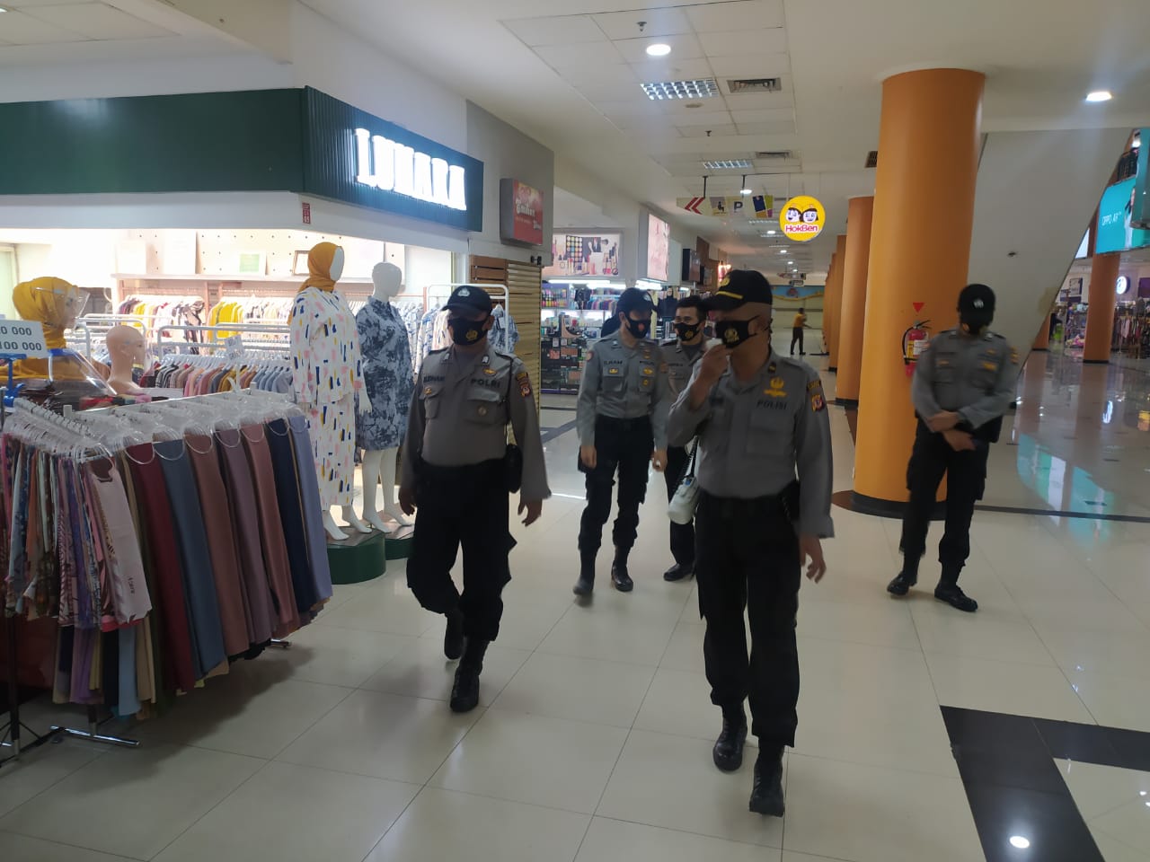 Pamwas Bulan Disiplin, Tim Terpadu Cek Pemberlakuan Prokes Mall Jatos