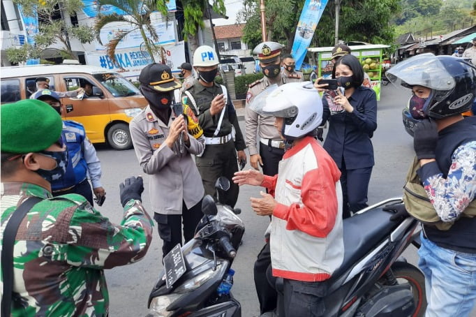 Kampanye Masker