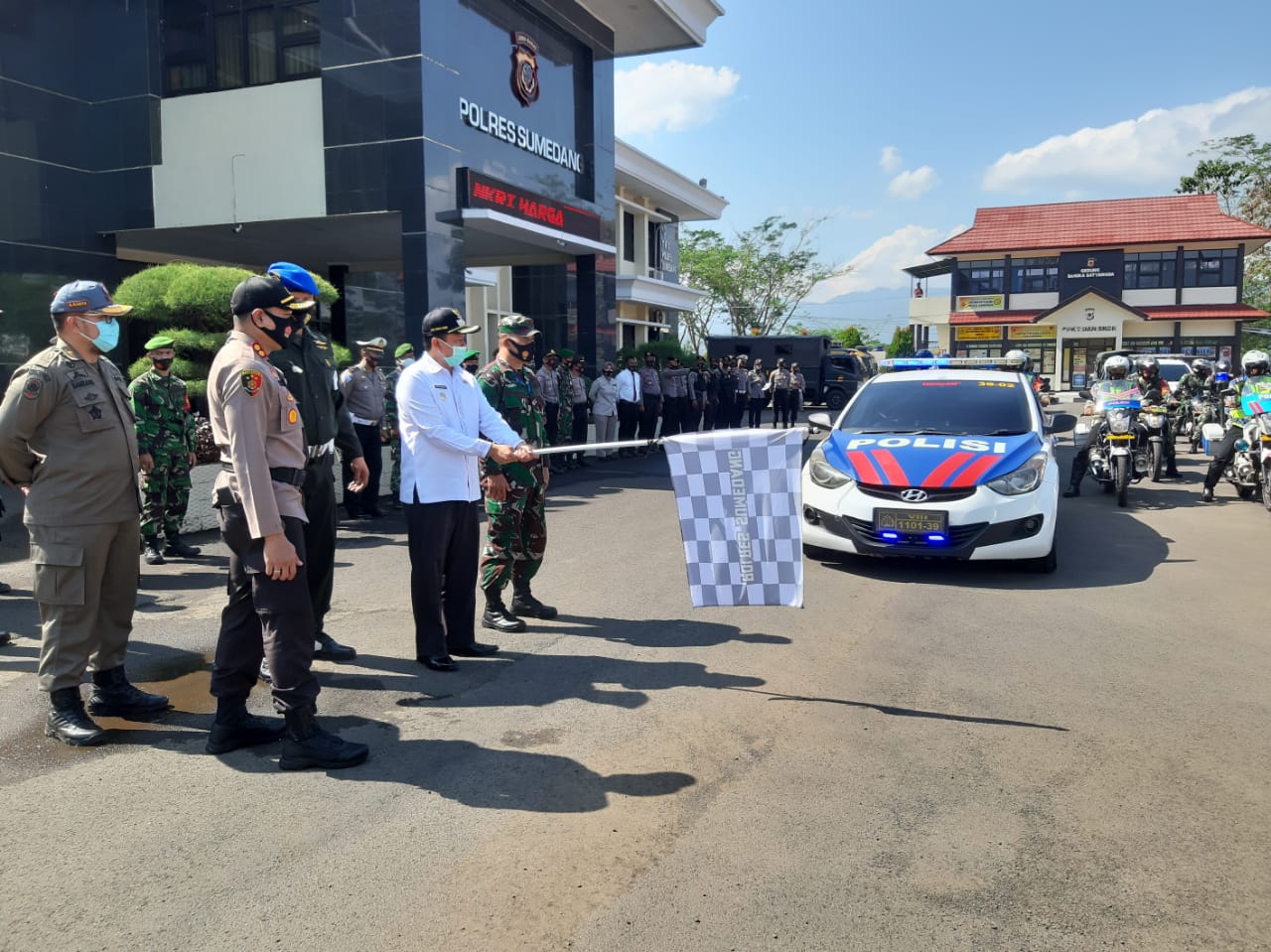 Tim Pemburu Pelanggar Prokes