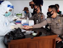 Ops Zebra Lodaya 2020 Polres Sumedang Lakukan Rapid Test dan Pembagian Masker