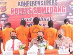 Polres Sumedang Ringkus Komplotan Pencuri Kain Gorden Senilai Rp.1,4 Miliar
