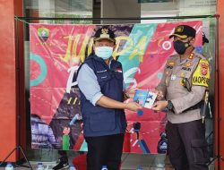 Polres Sumedang Launching Buku Saku Info Vaksin Covid-19 Versi Sunda