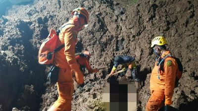 Tim SAR Gabungan Temukan Dua Korban Lagi, Total Meninggal Akibat Longsor di Sumedang Menjadi 15 Orang