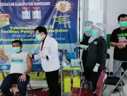 Jadi Orang Pertama Divaksin, Bupati Sumedang: Ini Sebuah Ikhtiar Agar Cepat terhindar Covid-19