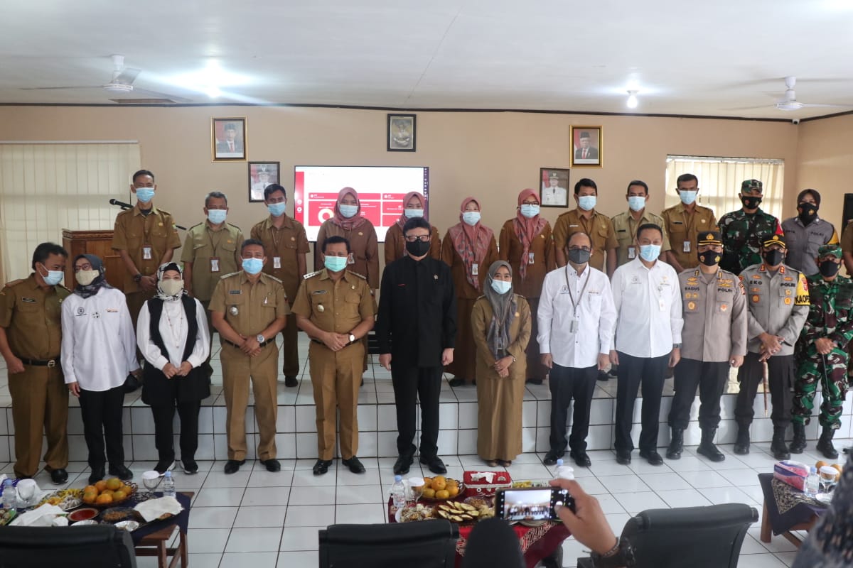 Menteri PAN RB Tjahjo Kumolo Kunjungi Desa Sukajaya Sumedang