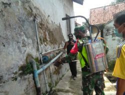 Camat Paseh, Gencar Sosialisasi Dan Intruksikan Penyemprotan Disinfektan