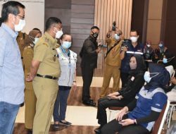 Tinjau Vaksinansi, Wabup Ingatkan Jangan Abai Protokol Kesehatan Setelah Divaksin