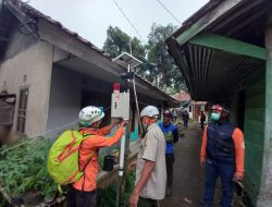 Deteksi Dini Pergerakan Tanah, BPBD Sumedang Pasang Alat EWS Portabel di Desa Tanjungwangi