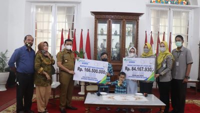 48 Ahli waris Diberikan Beasiswa Oleh BPJS Ketenagakerjaan Sumedang