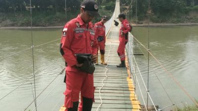 Diduga Terpeleset, Seorang Remaja di Sumedang Dikabarkan Tenggelam di Sungai Cimanuk