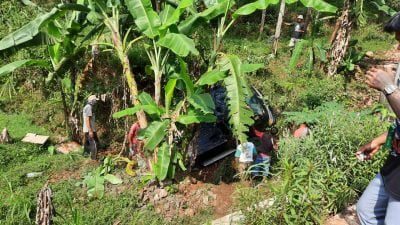 Mobil Bak Terbuka Asal Majalengka Masuk Jurang di Buricak Burinong, Satu Orang Dikabarkan Tewas
