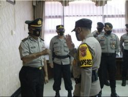 Kapolres Sumedang Berikan Kenaikan Pangkat Kepada Anggotanya