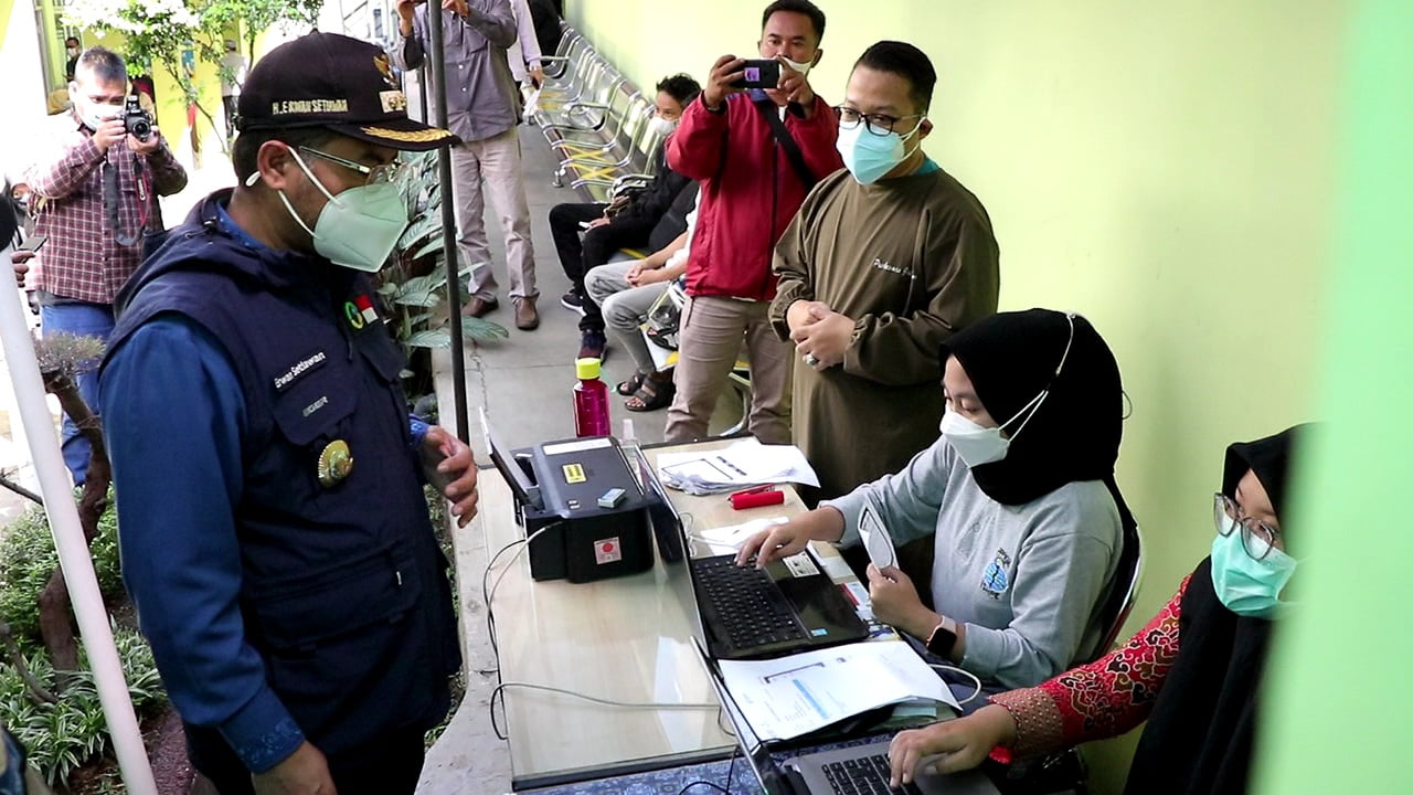 Wabup monitoring posko satgas