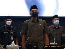 Fraksi-fraksi DPRD Sampaikan Pandangan Umum Terhadap 7 Raperda yang Diusulkan Bupati Sumedang