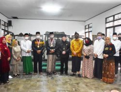 Adab Anies Baswedan pada Leluhur Sumedang Larang