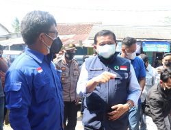Bupati Sumedang Tinjau Pelaksanaan Vaksinasi di DPD PAN