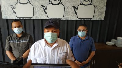 Tunda aksi pengibaran bendera kuning