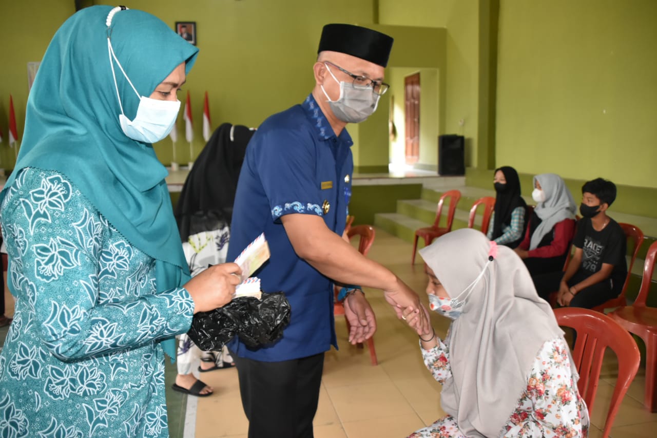 Santunan untuk anak yatim piatu