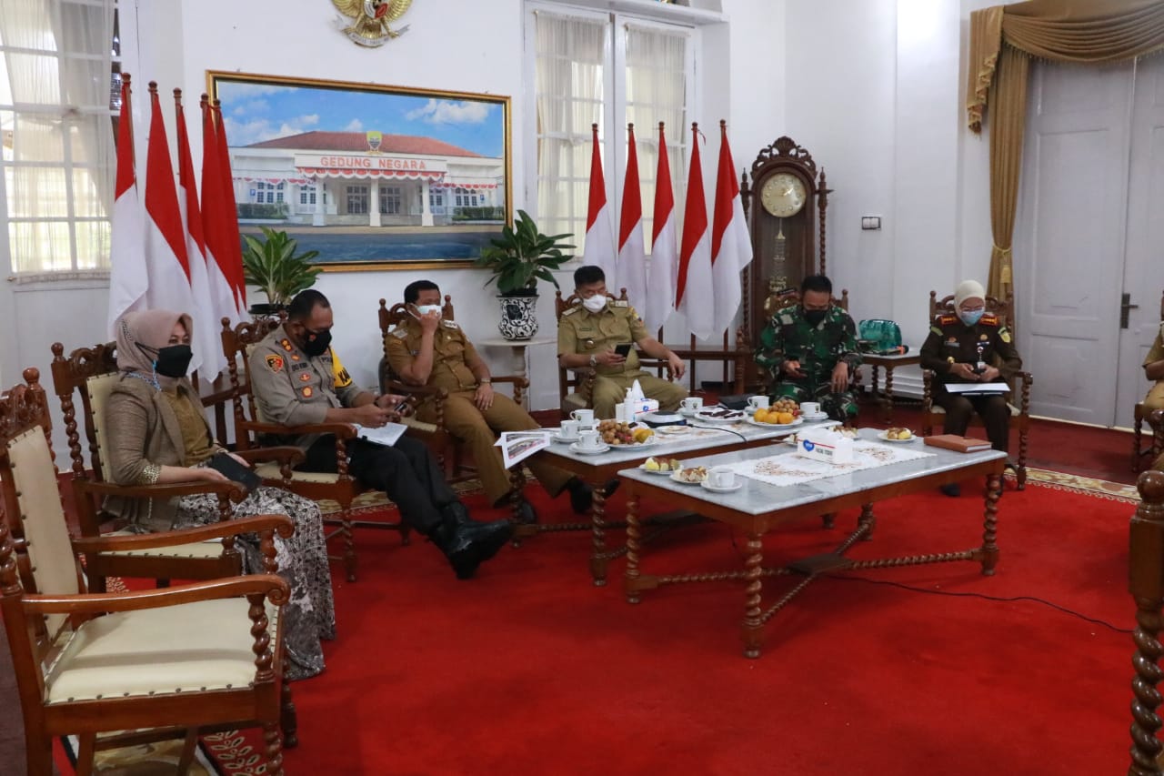 Wakil DPRD Titus