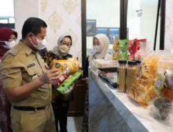 Dorong Pemulihan Ekonomi di Masa Pendemi, Bupati Sumedang Buka Gerai UMKM