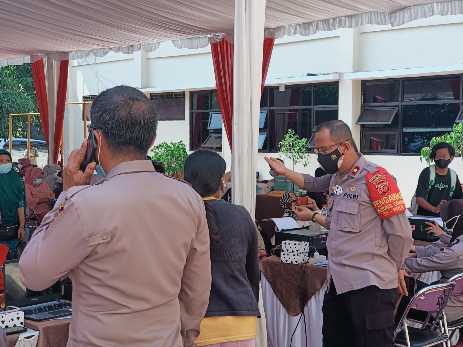 Gerai Vaksinasi Presisi