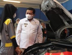 Bupati Cek PTMT di SMK Pemuda Sumedang