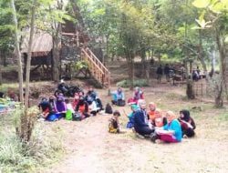 Mau Botram dan Ngecamp di Atas Pegunungan?   Kesini Saja