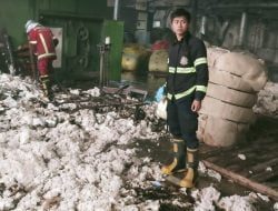 Gudang Kapas di Cimanggung Terbakar, Kerugian Ditaksir Rp300 Juta