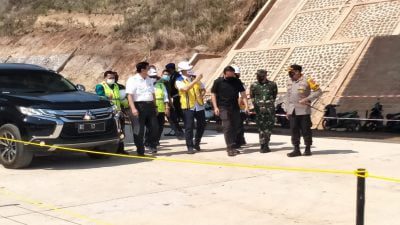 Tol Terpendek, Namun Pengerjaan Terlama, Menko Luhut Binsar Pantau Progres Cisumdawu