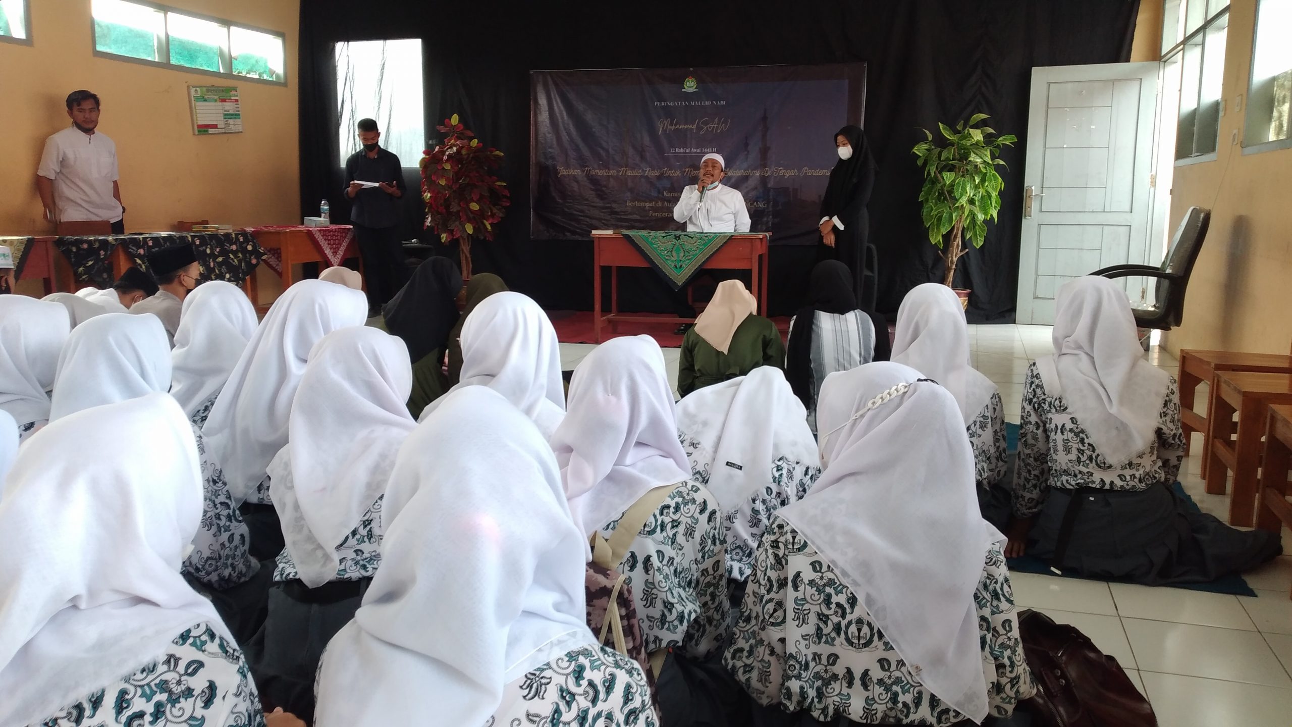Gelar Lomba Islami