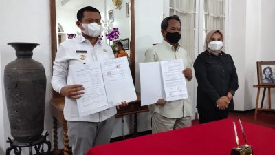 Penandatanganan Naskah Perjanjian Hibah Daerah