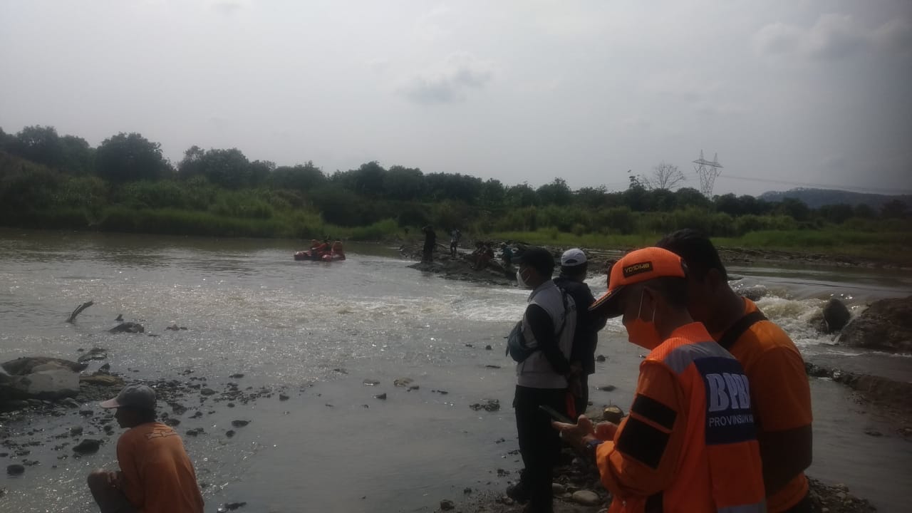 Pemancing di Sumedang Tenggelam