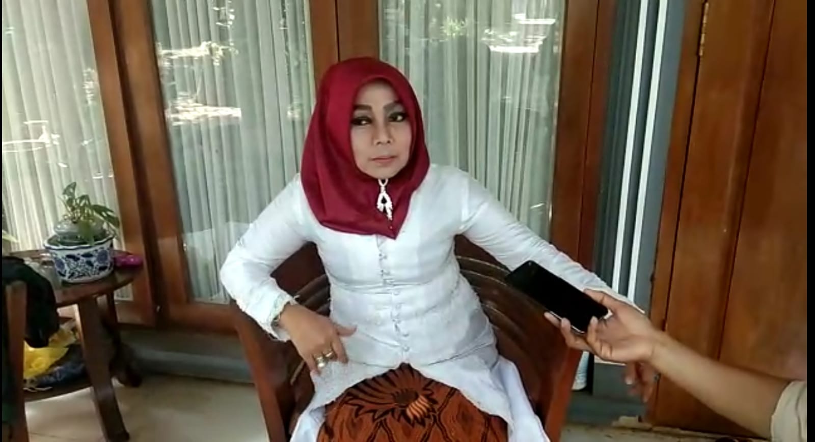 Anggota DPD RI Hj Eni Sumarni