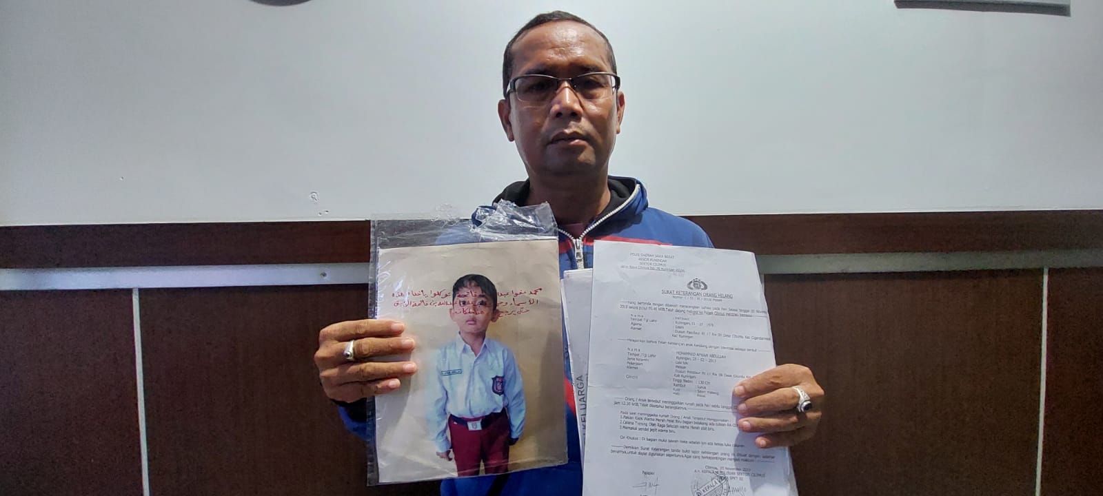 Bapak Mencari Putranya yang Hilang 2 Tahun