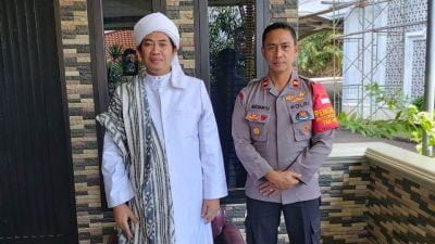 Sowan ke Pimpinan Ponpes As Syifa Walmahmudiyah