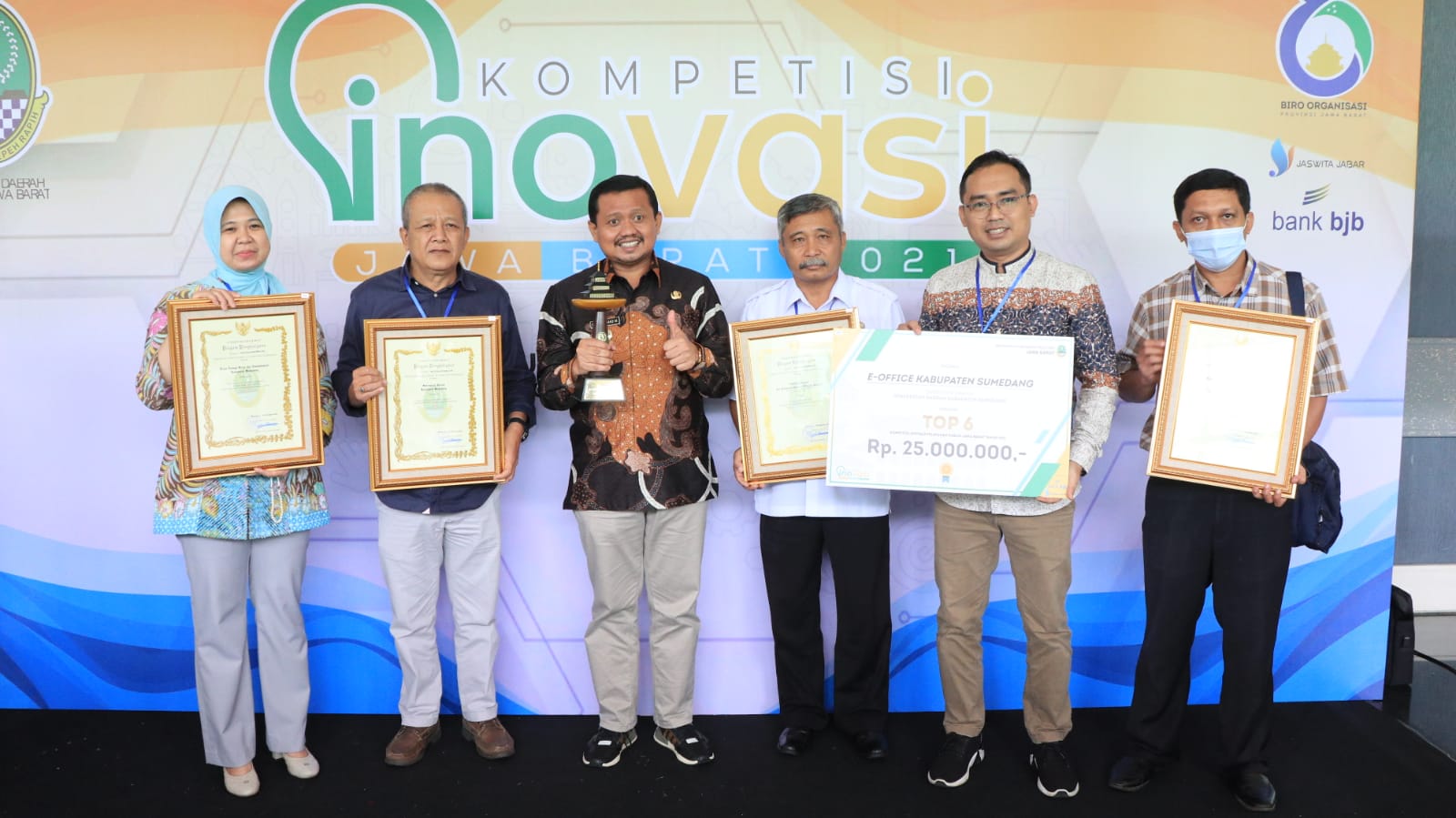 Sumedang Dapat Dua Penghargaan