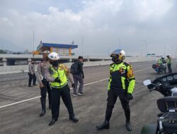 Antisipasi Macet di Libur Nataru, Kapolres Sumedang Tinjau Kesiapan Tol Cisumdawu