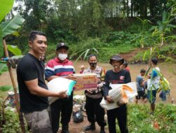 Antisipasi Sungai Meluap, Ini Yang Dilakukan Lurah Cipameungpeuk dan Warganya