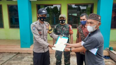 Kapolres Berikan Bantuan Pembangunan Mesjid Al Amin Desa Pasirbiru