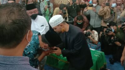 Wali Kota Bandung meninggal