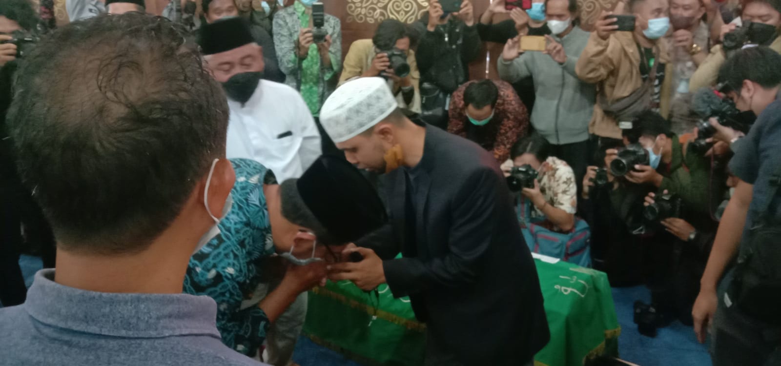 Wali Kota Bandung meninggal