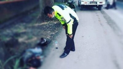 Diduga Pengaruh Alkohol, Seorang Pemotor Tersungkur di Jalan Kirpay Jatinangor