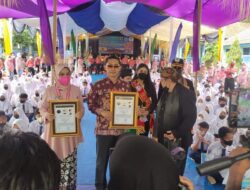 SMPN 1 Cisitu Sumedang Raih Rekor ORI Musikalisasi Puisi Berantai Guru dan Siswa