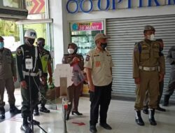 Jelang Libur Nataru, Satpol PP Sosialisasi PPKM ke Mal dan Ruang Publik